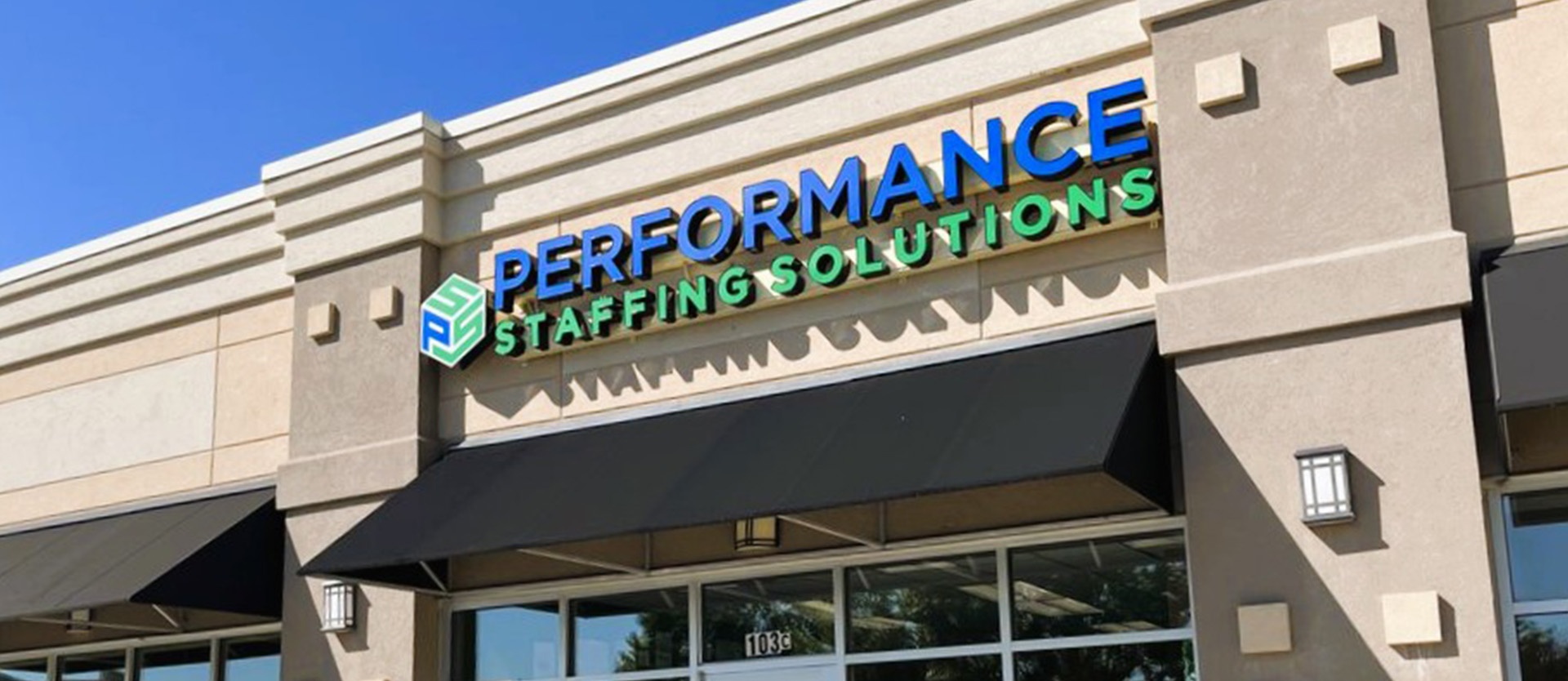 Top Reasons to Choose a Staffing Agency for Your Job Search Top Reasons to Choose a Staffing Agency for Your Job Search